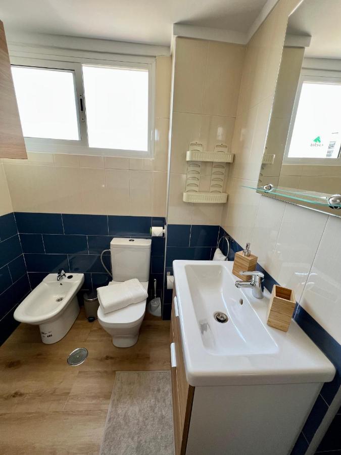 Apartamentos Prestige Suites Malaga II Екстериор снимка